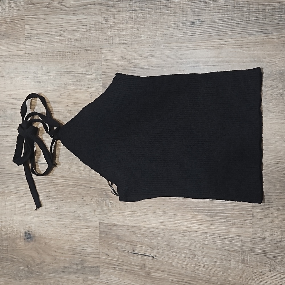 NWT Blu Pepper Black Knit Halter Top, Medium